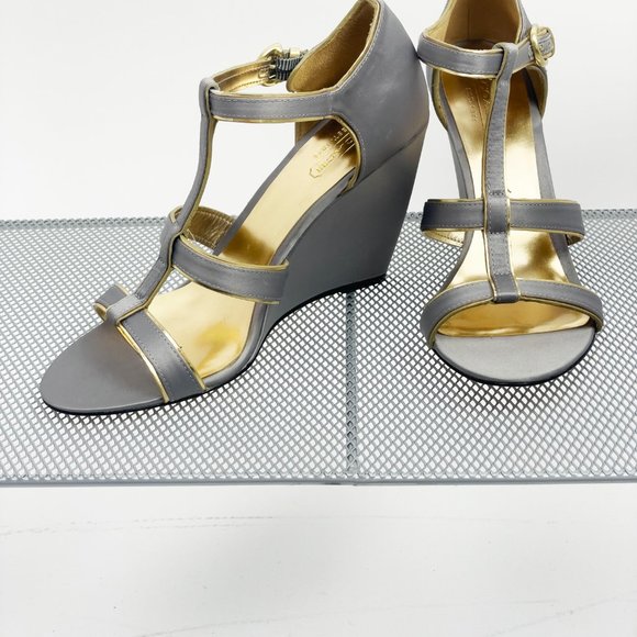 Coach Trixy Wedge Heel Sandal Gray Satin and Gold Trim Size 7 - Picture 2 of 6